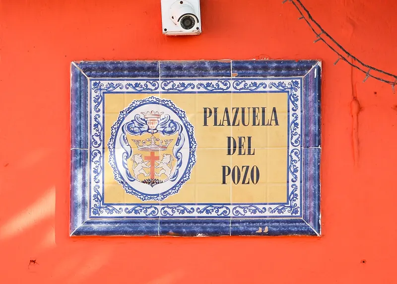 La Plazuela del Pozo, en Getsemaní, rodeada de los hostales y hoteles pequeños del barrio
