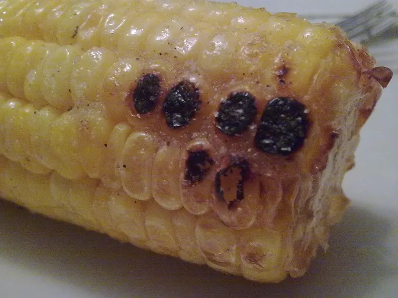 Mazorca asada al carbón